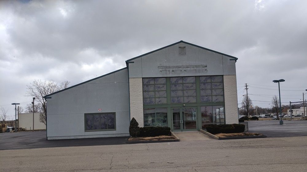 Retail For Sale: 37033 Vine St, Willoughby, OH 44094
